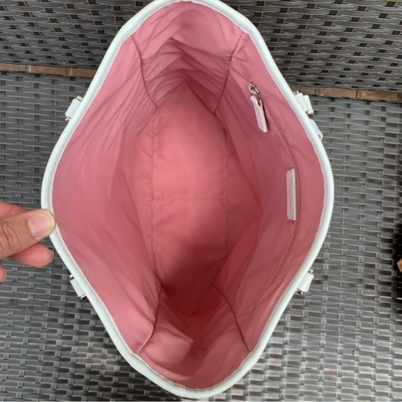 Dior Tote - Picture 12 of 14